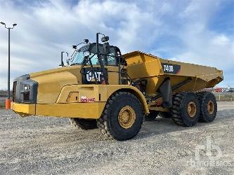 CAT 740B