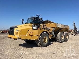 CAT 745C