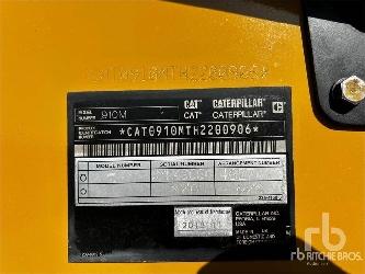 CAT 910M