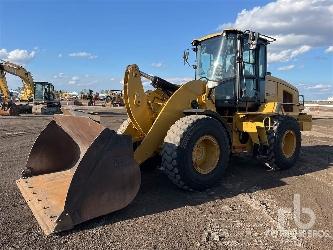 CAT 930M