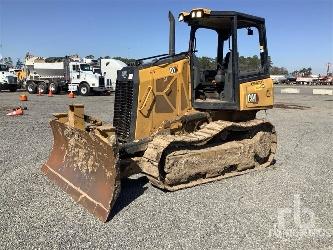 CAT D1