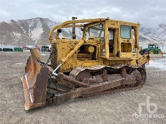 CAT D7