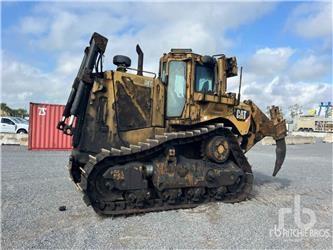 CAT D8T