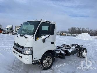 Hino 195