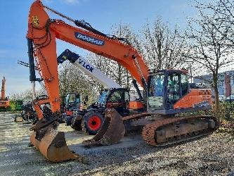 Doosan DX235LC5