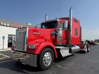 Kenworth W900