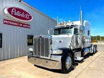Peterbilt 389