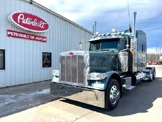 Peterbilt 389