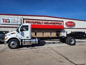 Peterbilt 536