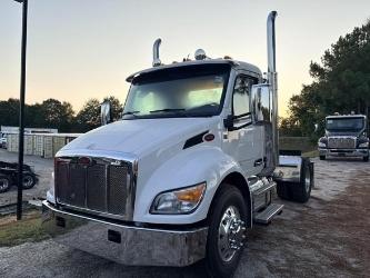 Peterbilt 537