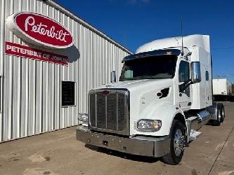 Peterbilt 567