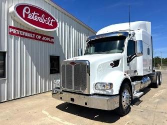 Peterbilt 567