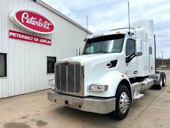 Peterbilt 567