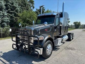 Peterbilt 567