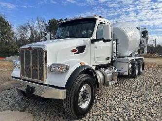 Peterbilt 567