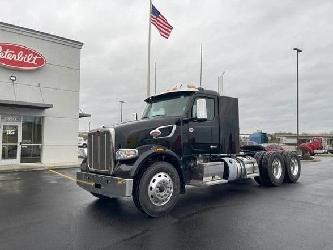 Peterbilt 567