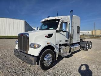 Peterbilt 567