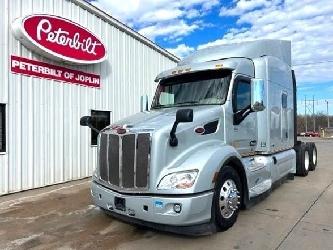 Peterbilt 579