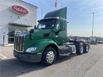 Peterbilt 579