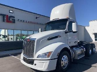 Peterbilt 579