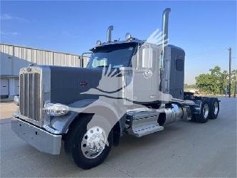 Peterbilt 589