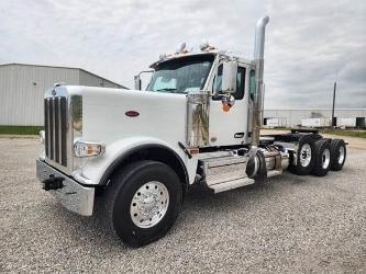 Peterbilt 589