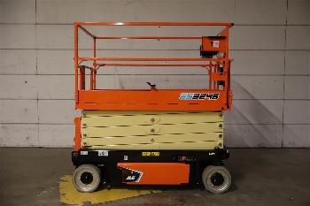 JLG 3246ES