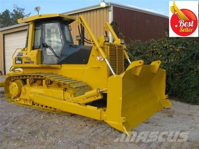 Komatsu D 65 EX Buldozer sobre oruga