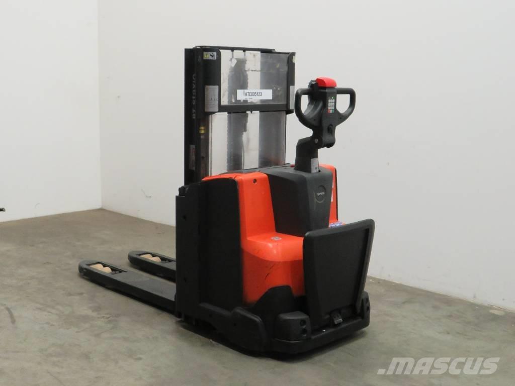 BT SWE 200 D Montacargas manual