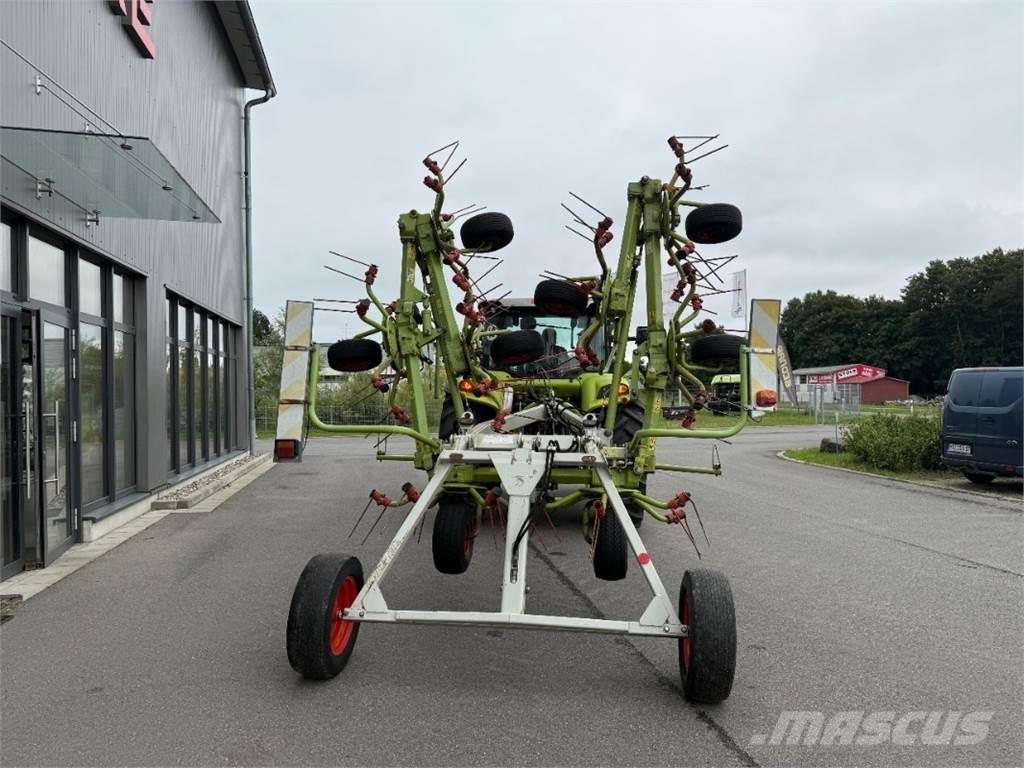 CLAAS Volto 870 T Rastrilladoras y rastrilladoras giratorias