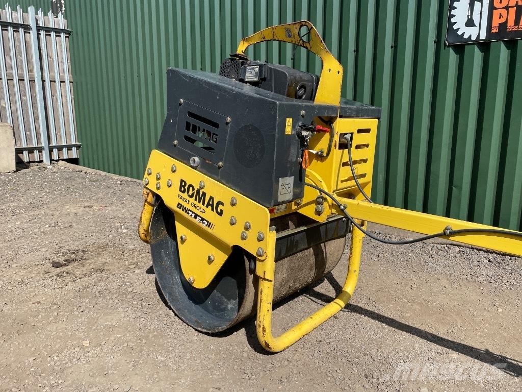 Bomag BW 71 E-2 Rodillos de un solo tambor