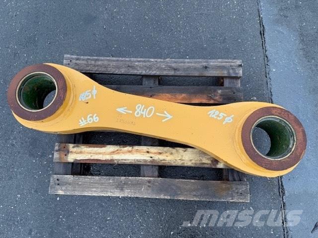 CNH BUCKET LINK Cucharones