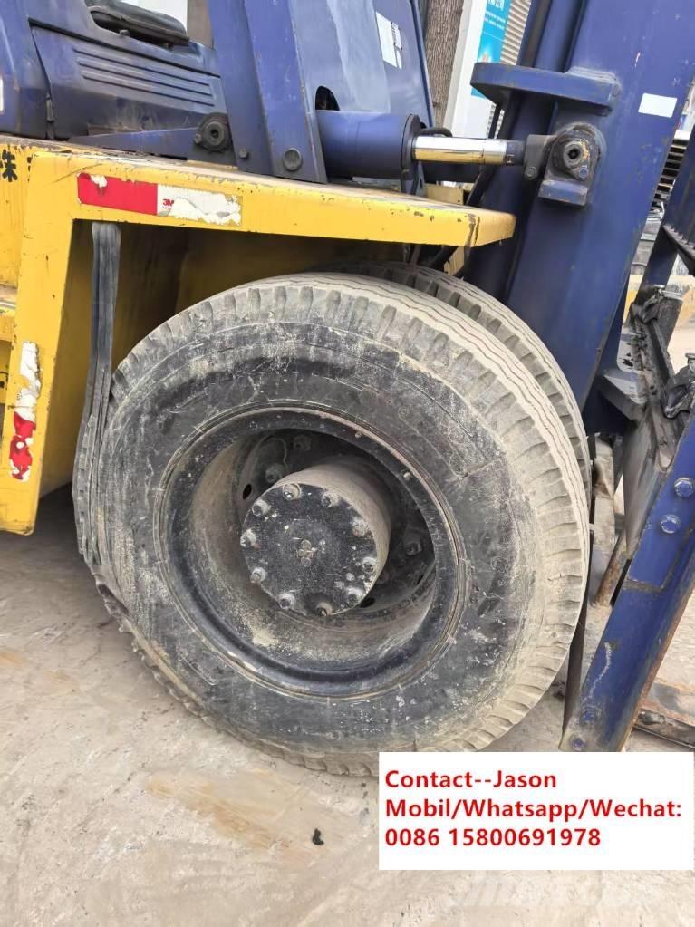 Komatsu FD 100-7 Camiones diesel