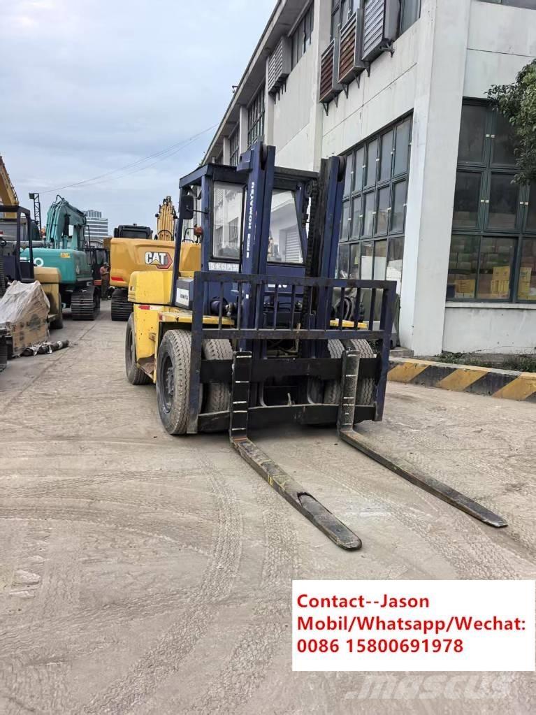 Komatsu FD 100-7 Camiones diesel