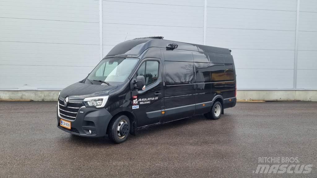 Renault Master Camiones con caja de remolque