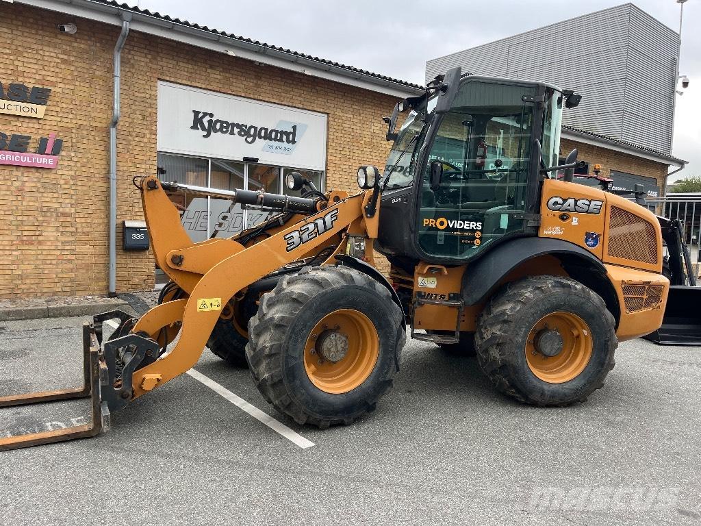 CASE 321 F Cargadoras sobre ruedas