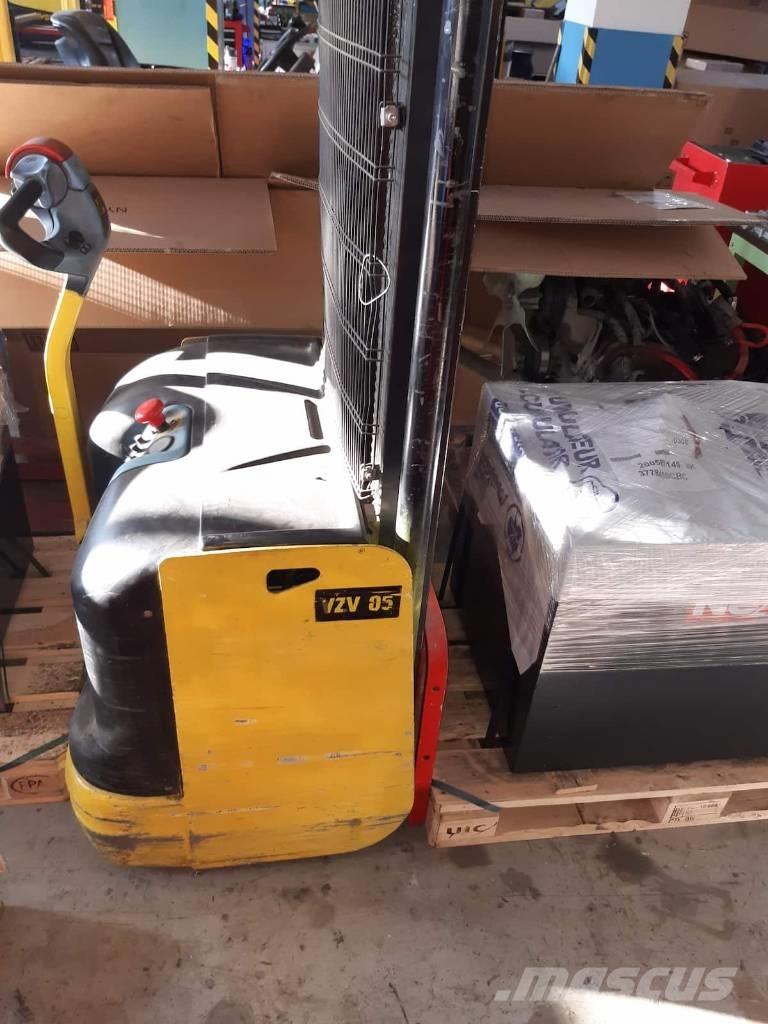 Hyster S 1.2 Montacargas manual