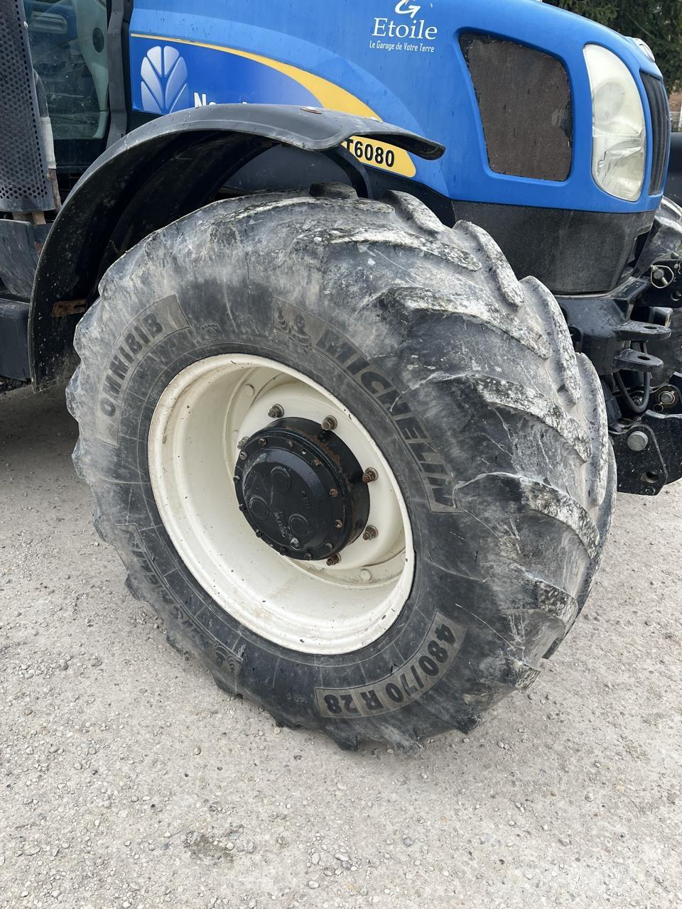 New Holland T6080 Tractores