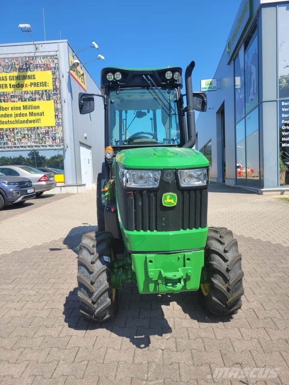 John Deere 5105GV Tractores