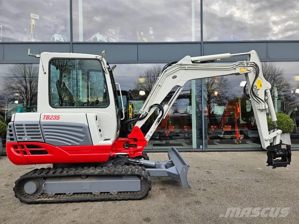 Takeuchi TB 235 Miniexcavadoras