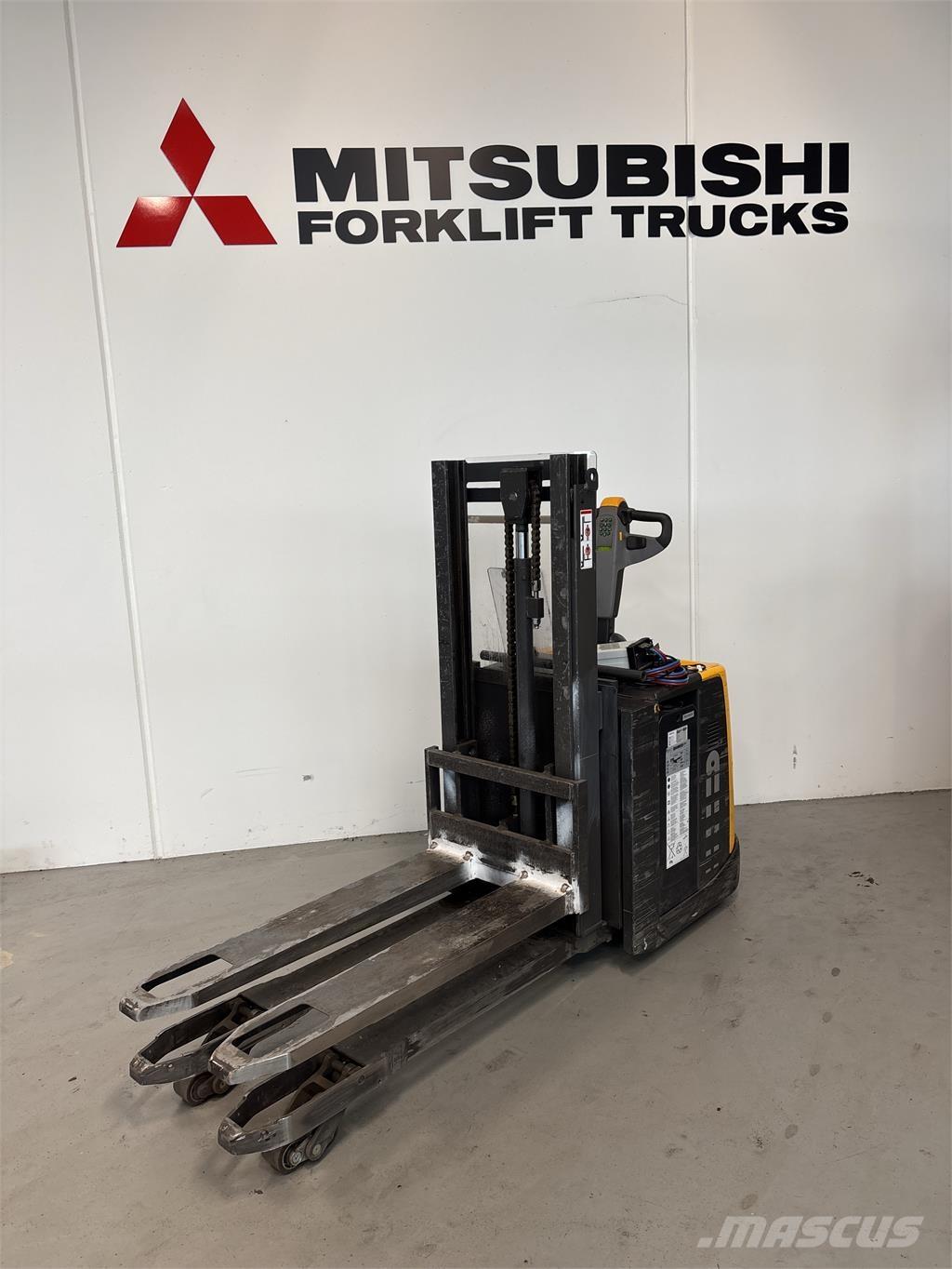 Atlet PDP200 Apiladoras eléctricos