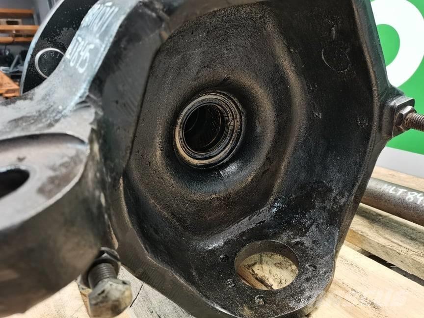 Manitou MHT 790 axle Ejes
