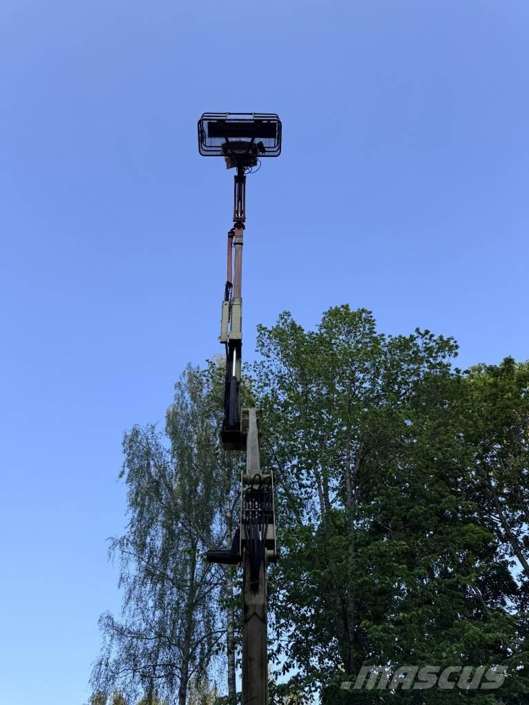 JLG 450 AJ Plataformas con brazo de elevación manual