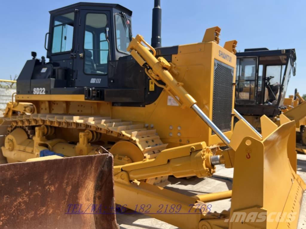 Shantui SD22 Buldozer sobre oruga
