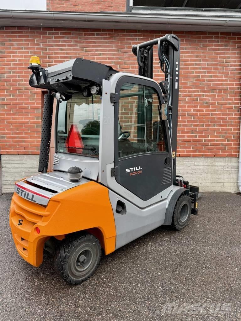 Still RX 70-30 Camiones diesel