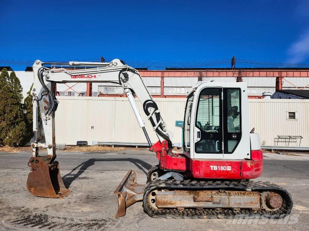 Takeuchi TB 180 FR Excavadoras sobre orugas