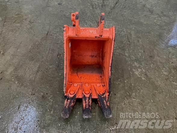 Kubota K7760 Cucharones