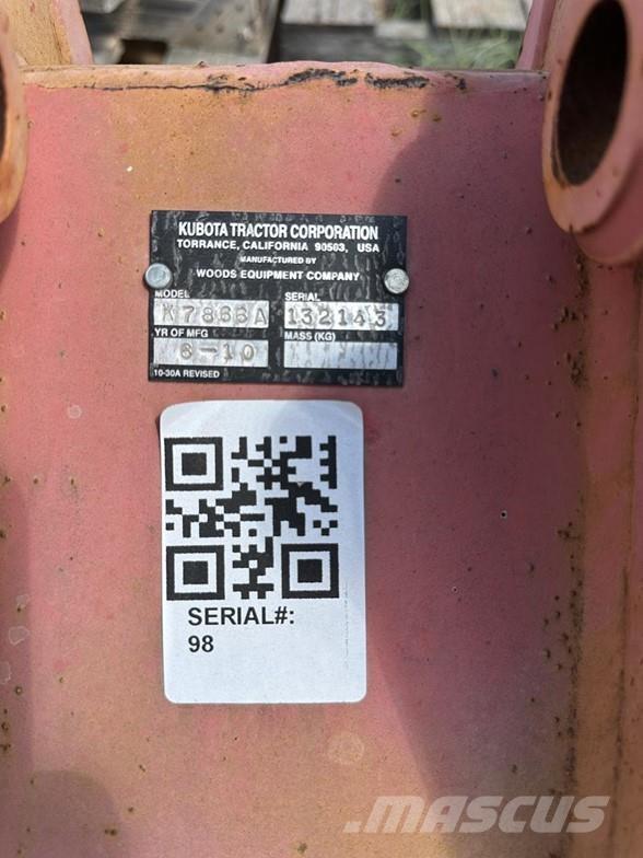 Kubota K7866A Otros