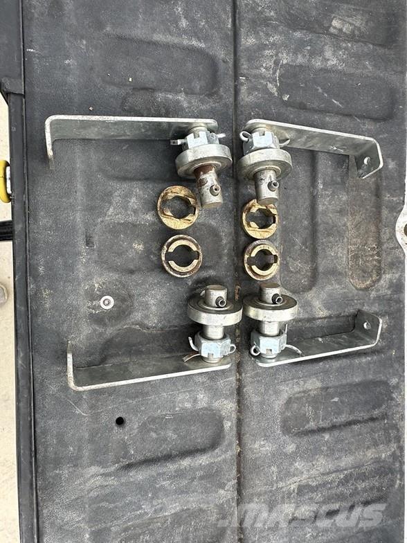  PULLRITE 2900 Llantas