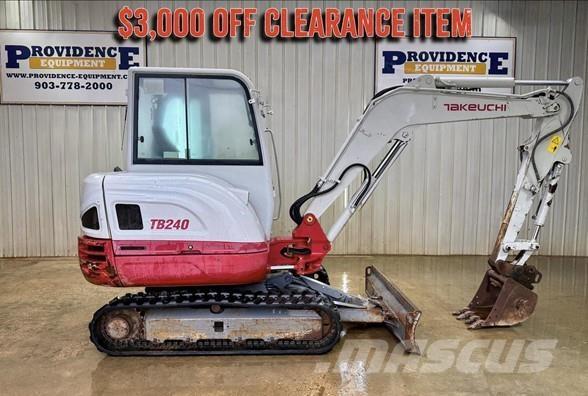 Takeuchi TB240 Miniexcavadoras